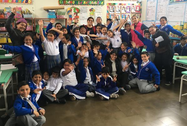Escuelas de Perú reciben la visita de la expedición dialógica de Colombia